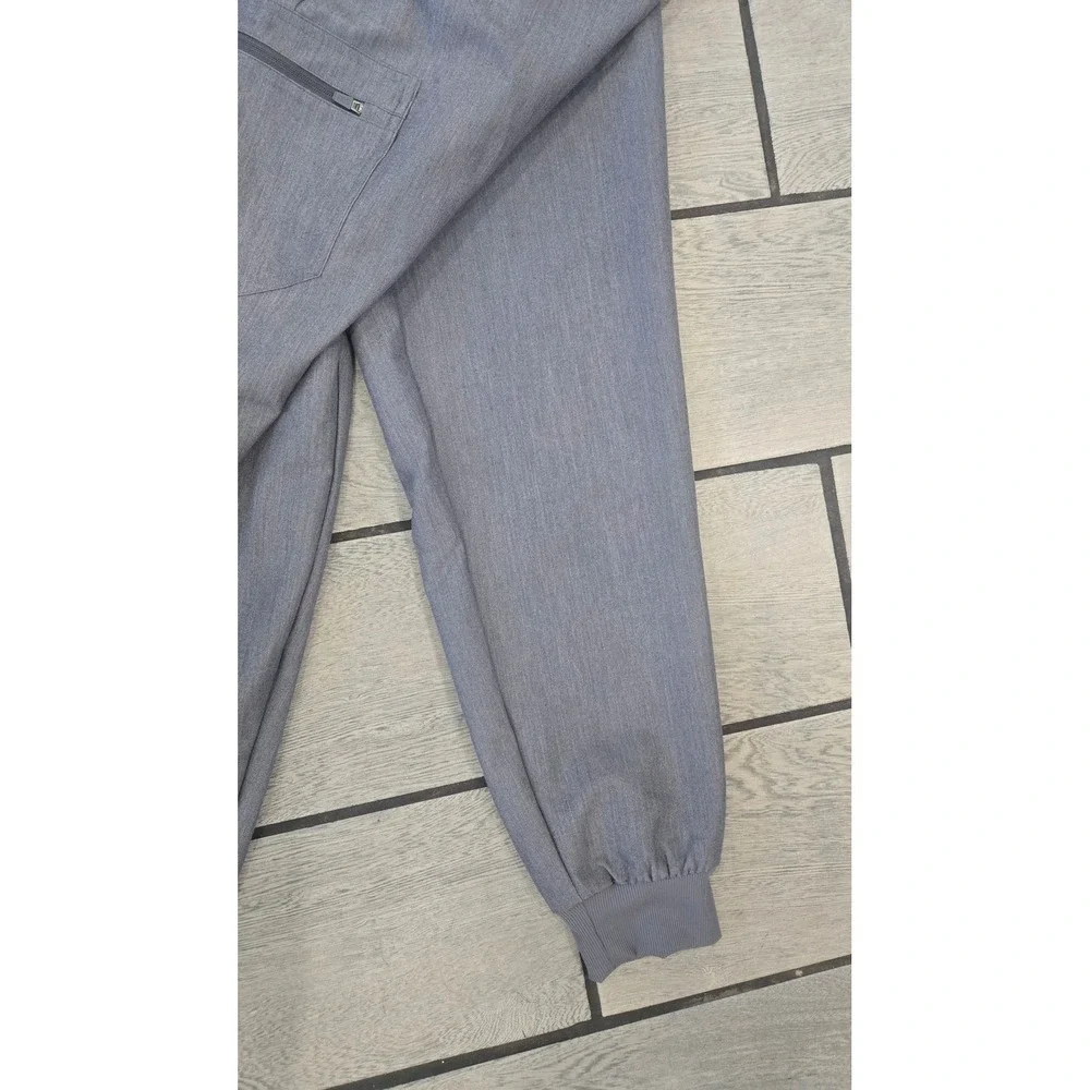 FIGS Technical Collection Scrub Pants Mens Medium Gray Jogger Style 1000208